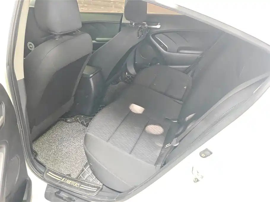 Kia K3 2015 1.6L Automatic GL фото 11