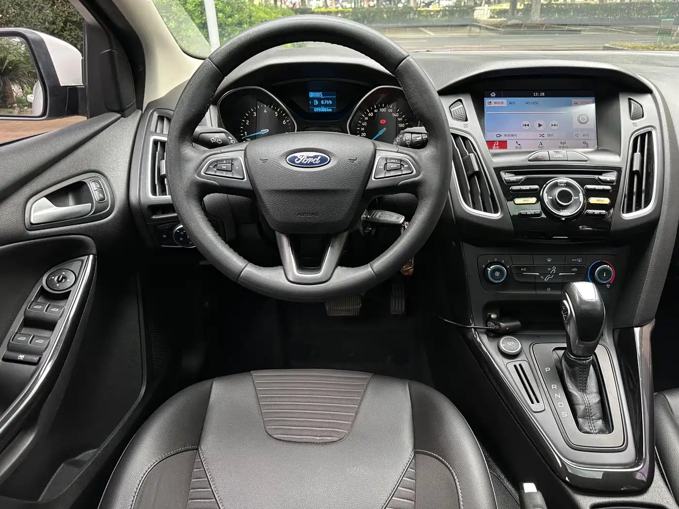 Ford Focus 2018 2018 Hatchback Classic 1.6L Automatic Trend Smart Edition