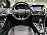 Фото 12 - Ford Focus