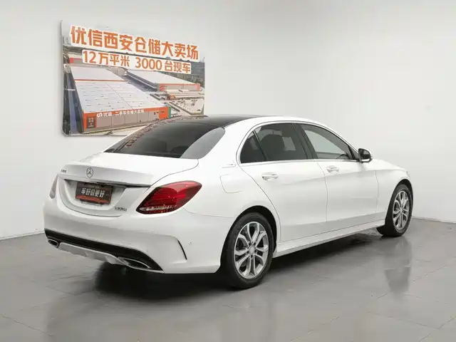 Mercedes-Benz C-Class 2015 Facelift C 200 L Sport — фото 2