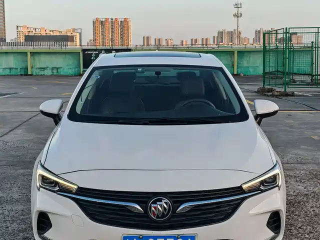 Buick Verano 20T CVT, Лидер