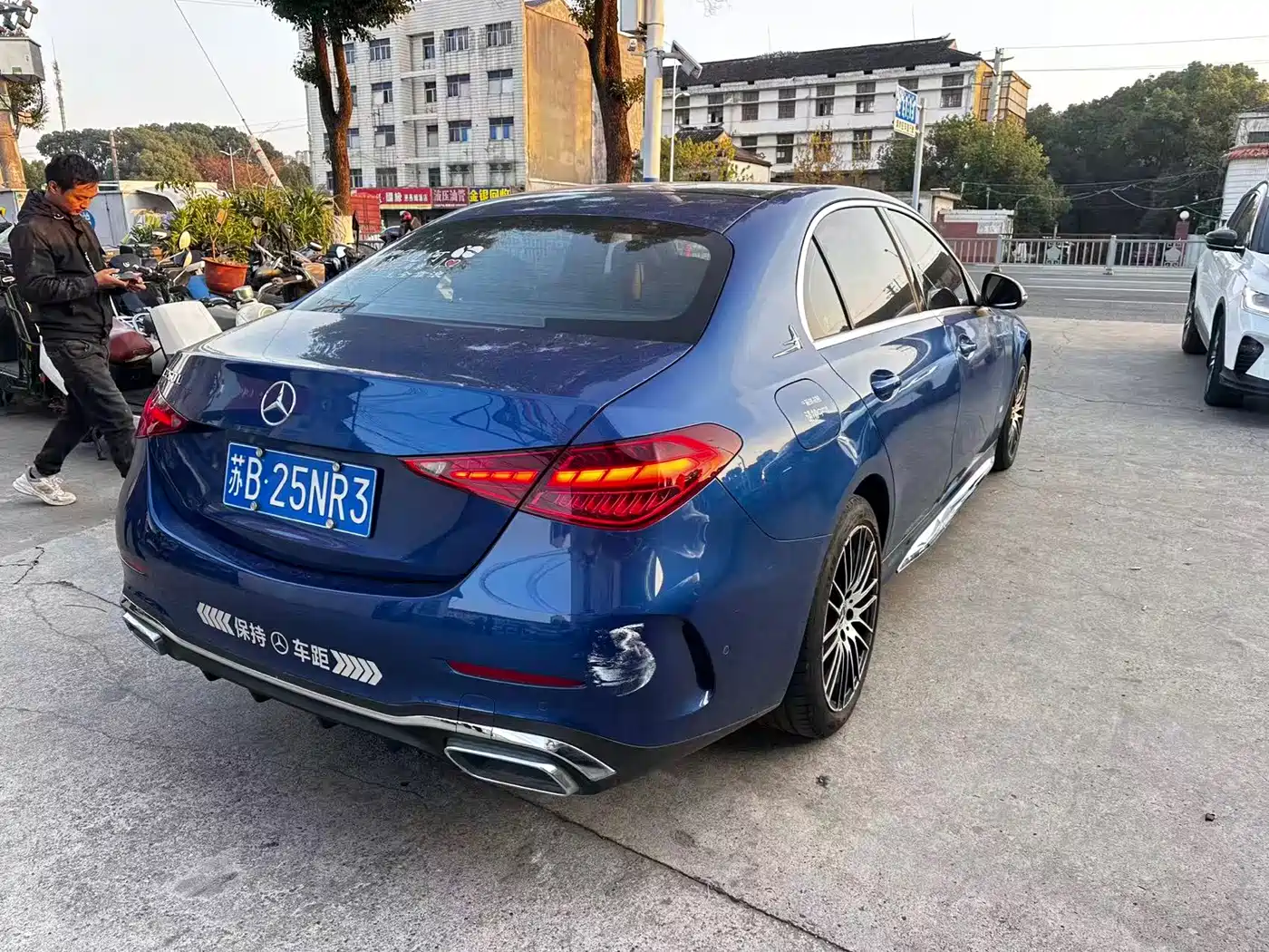 MERCEDES-BENZ C CLASS