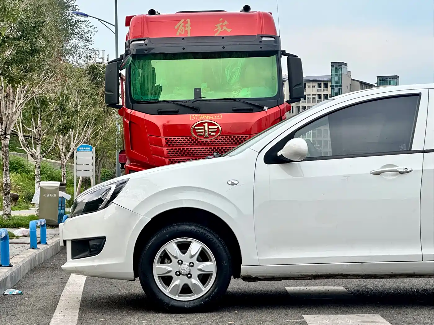 JAC Motors JAC iEV 2017 2017 iEV4 Luxury Smart Edition