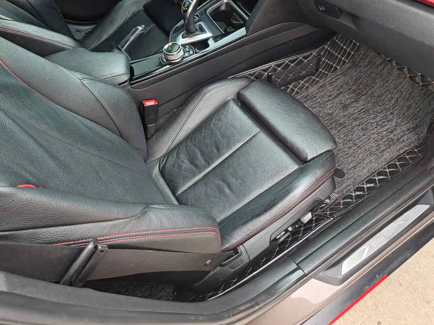 BMW 3 Series (Import) 2013 320i Sport Design Package фото 48