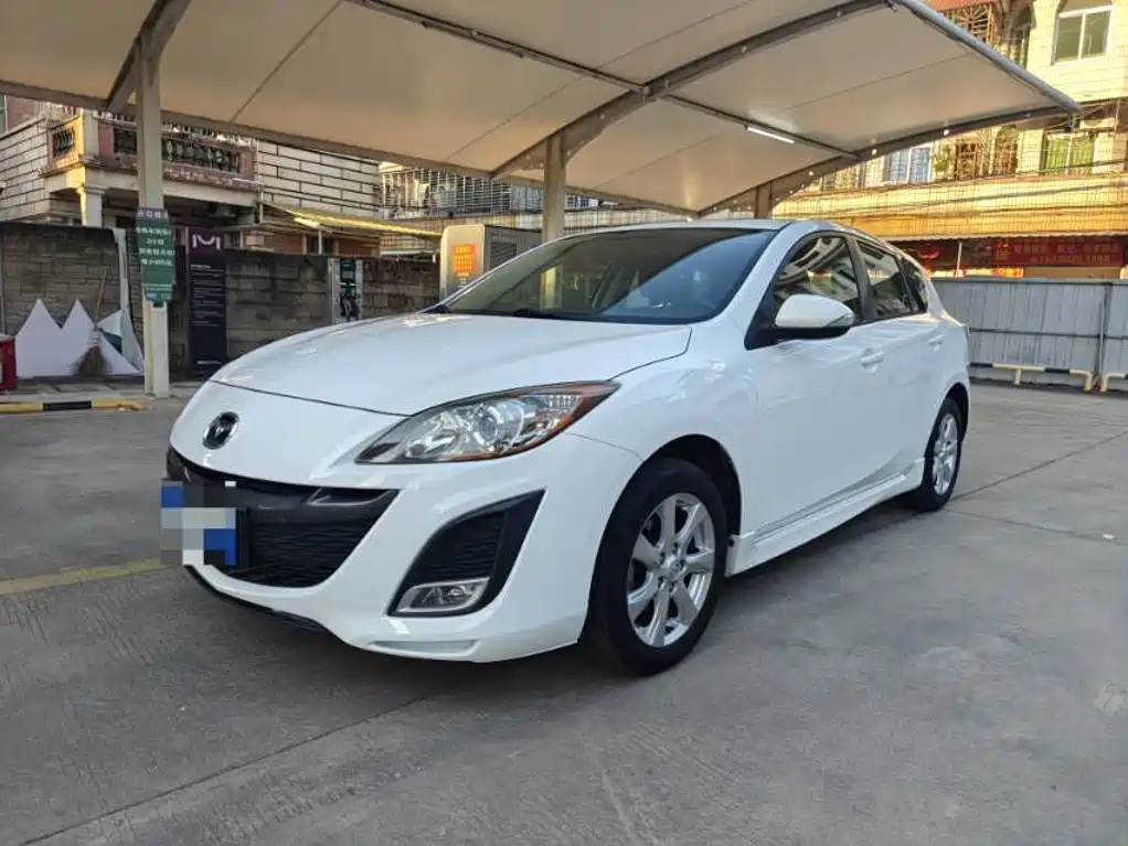 Mazda Mazda3 Axela, 2014 год