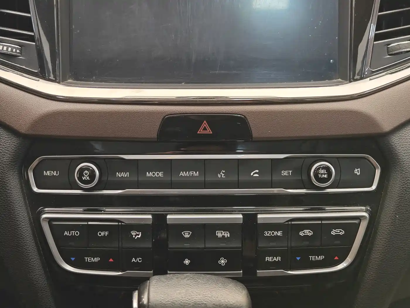 GAC Trumpchi Trumpchi GS8 2017 320T 2WD Luxury Smart Connect (7-seater) фото 16