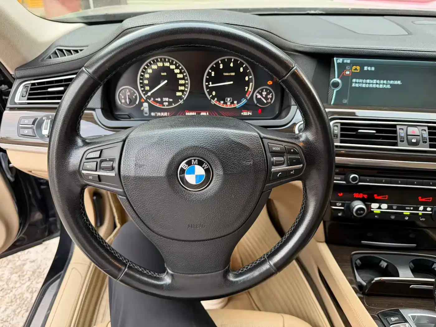 BMW 7 Series 2011 740Li Steinway Limited Edition фото 5