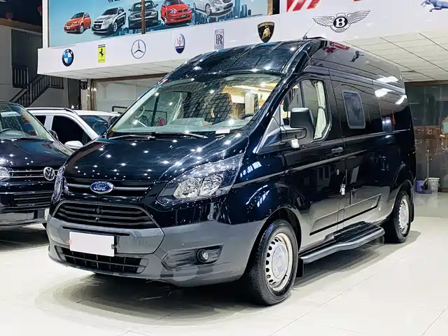  Ford Transit 2021 Model 2.0T Gasoline Auto Premium Operating Business Travel Medium Wheelbase Medium Roof 7-Seater China VI