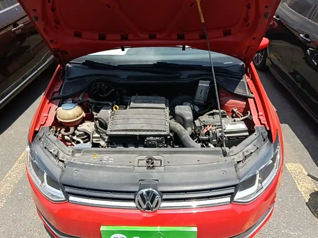 Volkswagen Polo 2016 1.6L Automatic Comfort фото 20