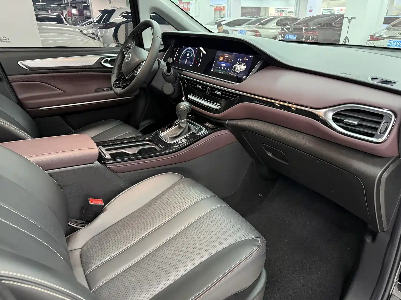 GAC Trumpchi Trumpchi M6 2023 PRO 270T DCT Premium Edition фото 6
