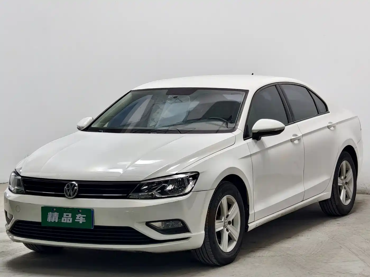 Volkswagen Lamando 2015 2015 230TSI DSG Style