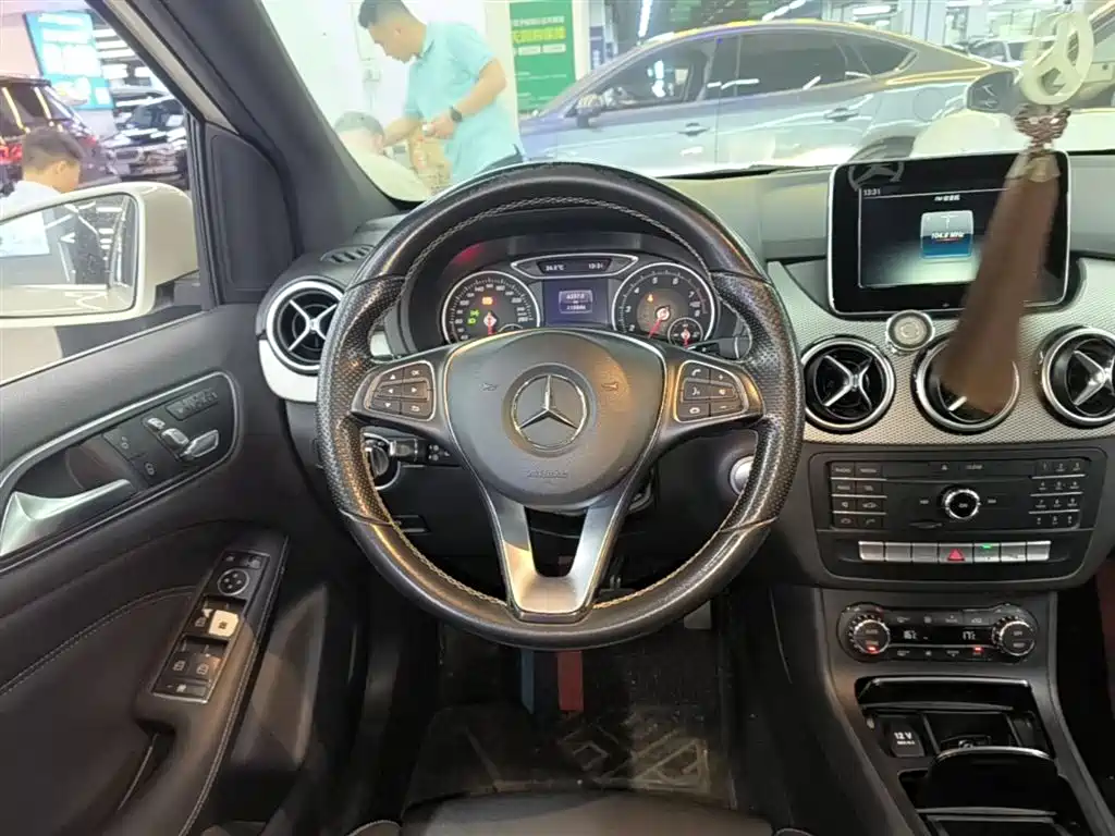 Mercedes-Benz B-Class 2015 B 200 Style фото 11