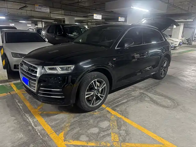 Audi Q5L 2019