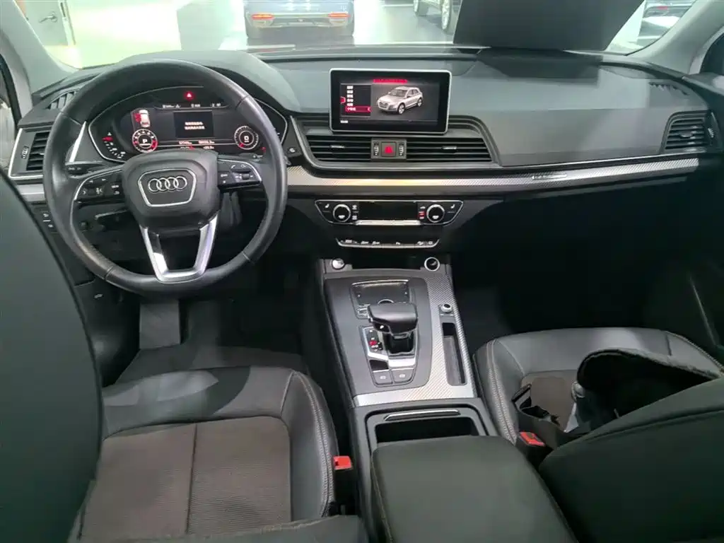 Audi Q5L 2018 45 TFSI Exclusive Fashion China VI фото 10