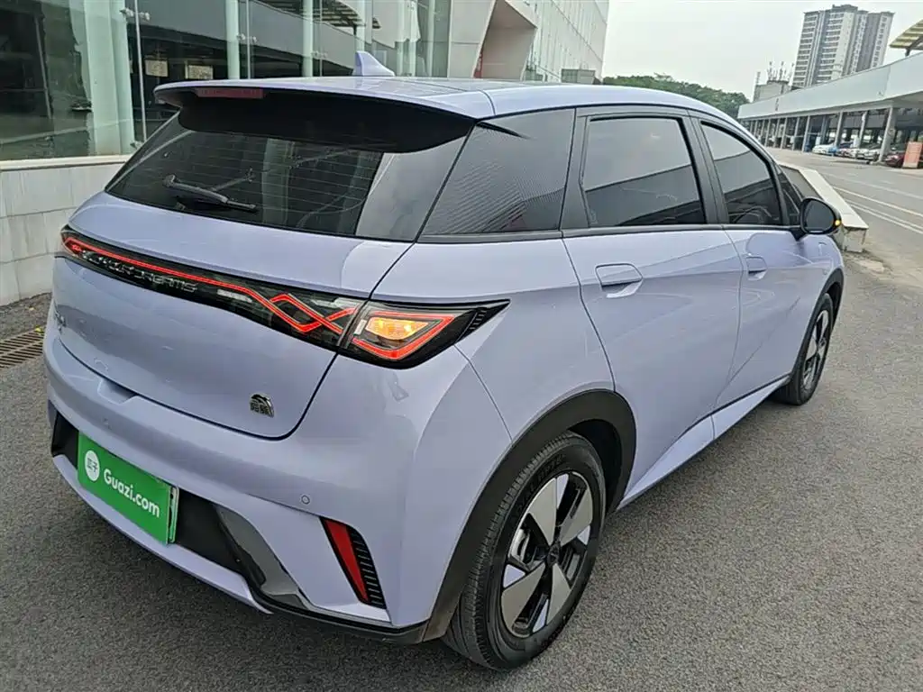 BYD Dolphin 2024 Glory Edition 420km Fashion Edition фото 7