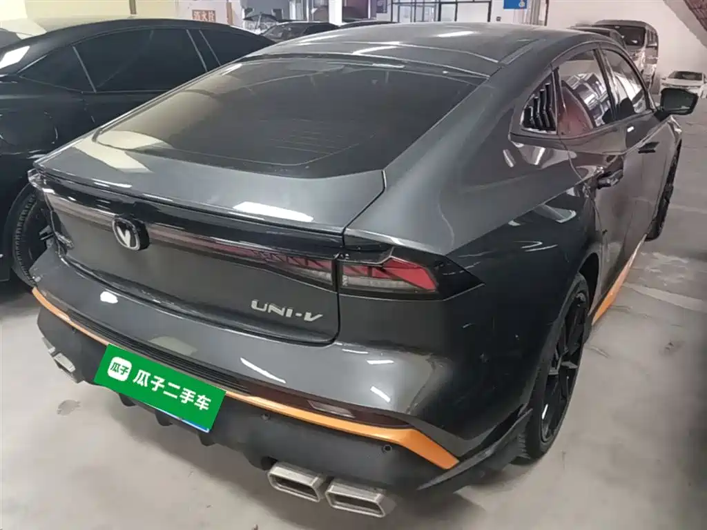 CHANGAN UNI-V