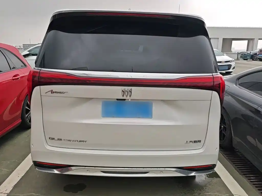 Buick Century 2023 2023 2.0T 7-Seater World Edition