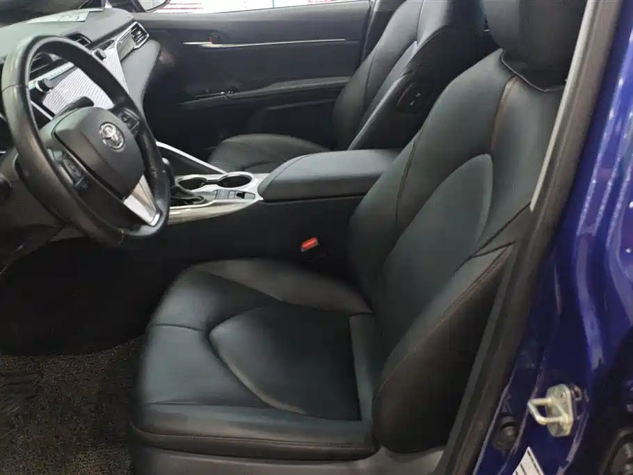 Toyota Camry 2019 Hybrid 2.5HG Luxury Edition China V фото 9