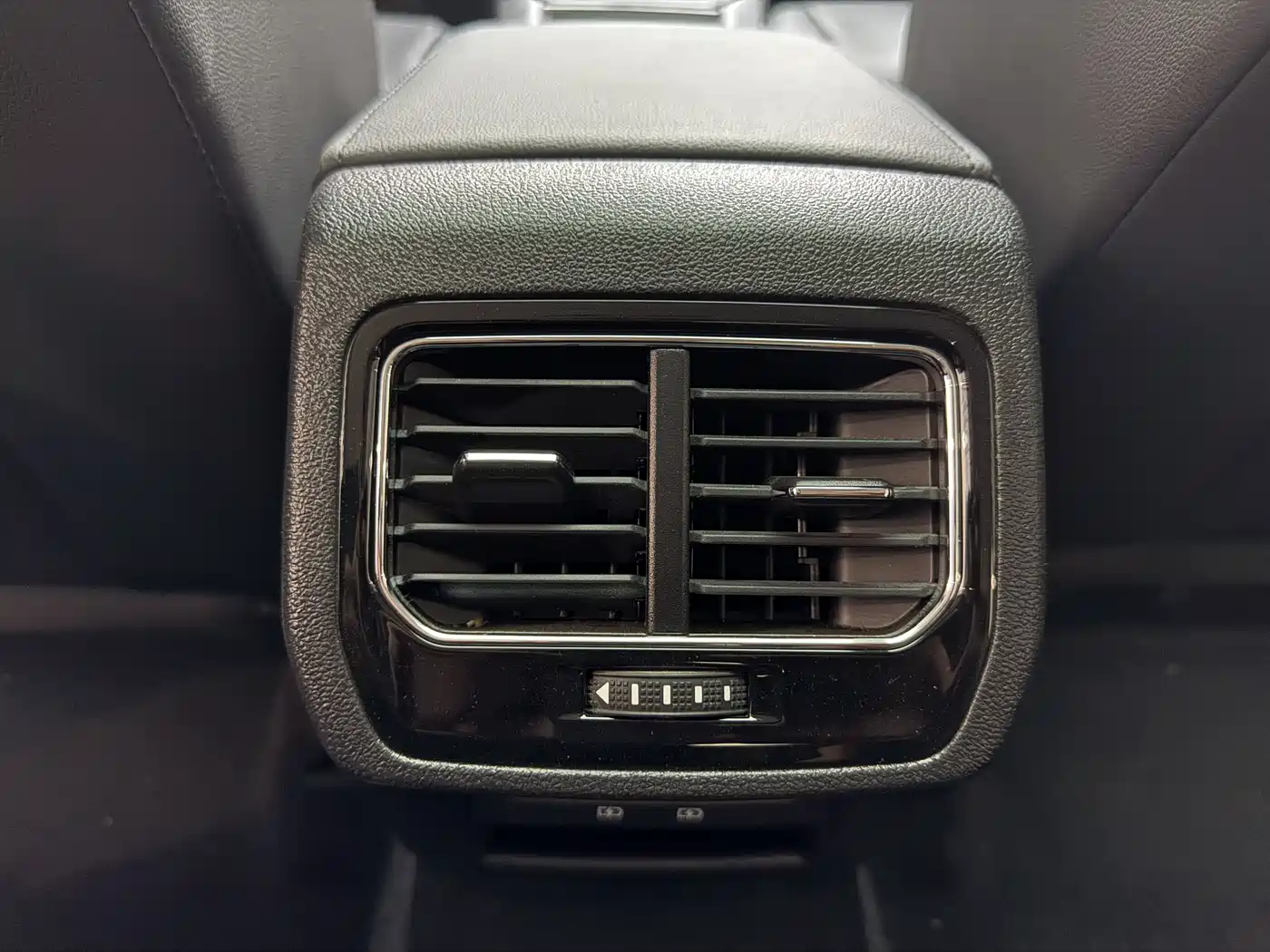 Volkswagen Lamando 2021 280TSI DSG Comfort Edition фото 11