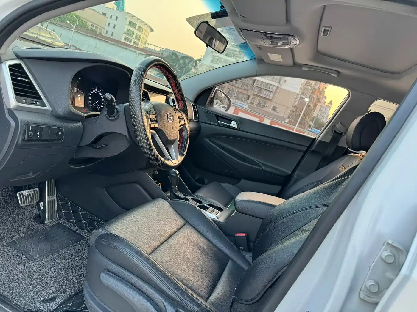 Hyundai Tucson 2015 1.6T Dual Clutch 2WD Smart фото 7