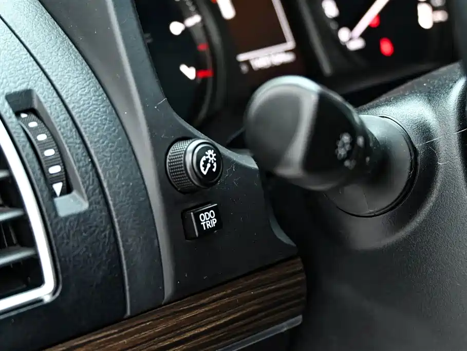 Toyota Prado 2019 3.5L Automatic TX-L Zunxiang Edition with Rear-mounted Spare Tire фото 25