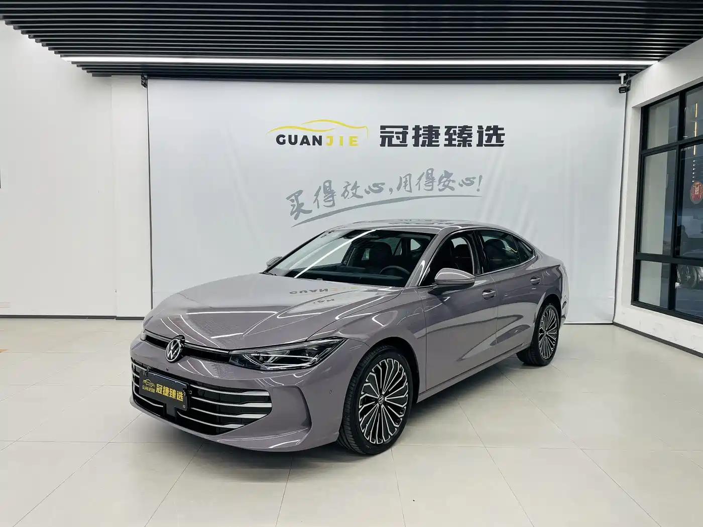 Volkswagen Passat 2025 Pro 380TSI Dragon Prestige Edition