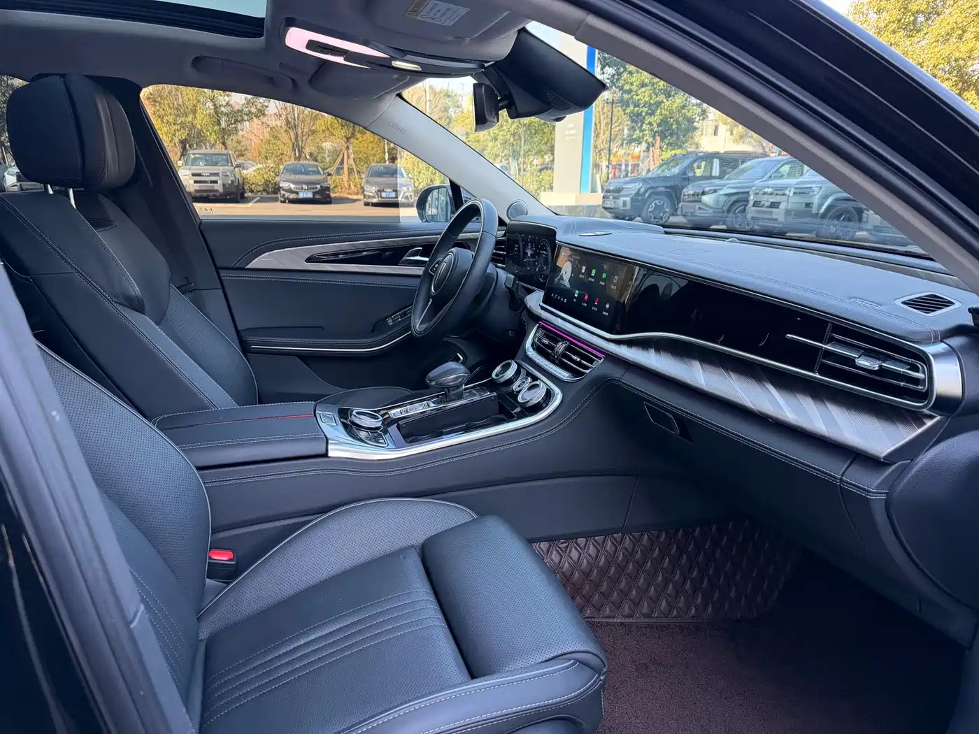 Hongqi H9 2020 2.0T Smart Connection Qi Xiang Edition фото 14