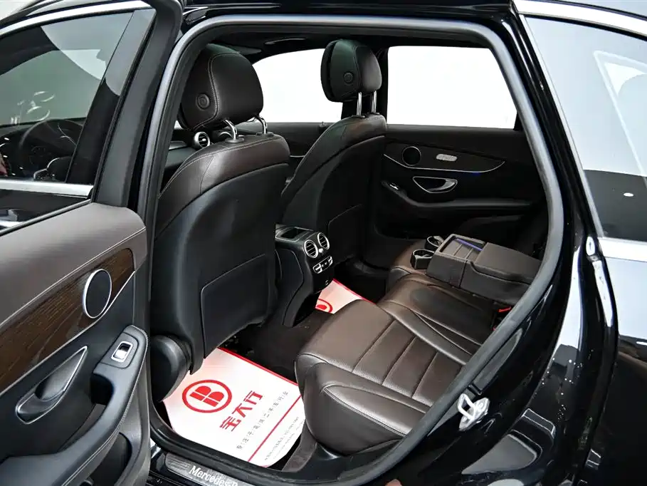 Mercedes-Benz GLC 2022 Model GLC 260 L 4MATIC Luxury Edition фото 13