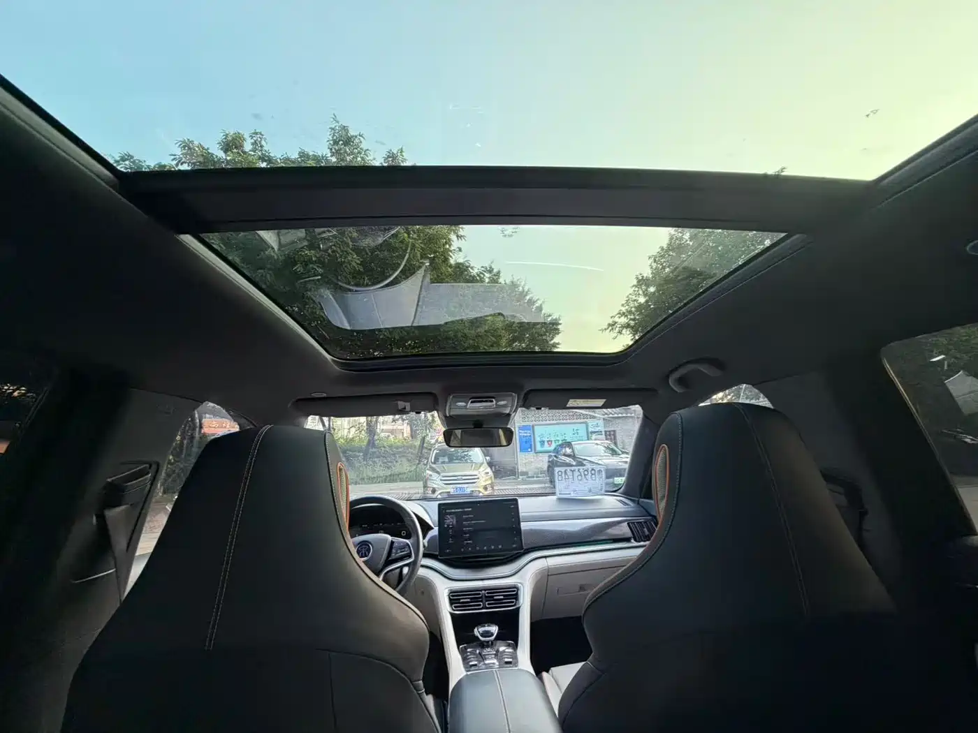 BYD Song PLUS PHEV 2021 DM-i 51KM Honor фото 8