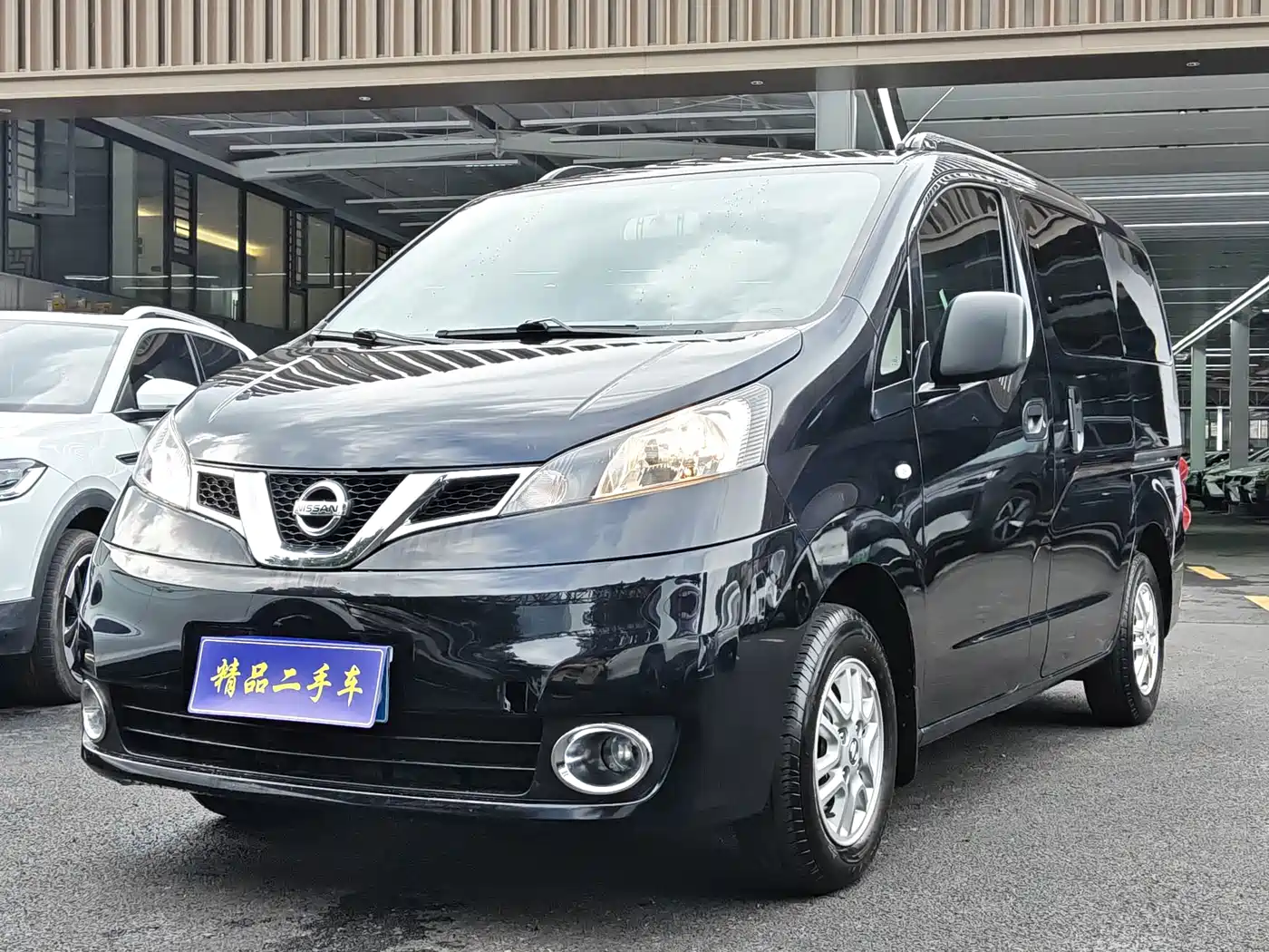 Nissan NV200 2014 2014 1.6L CVT Luxury (China IV)