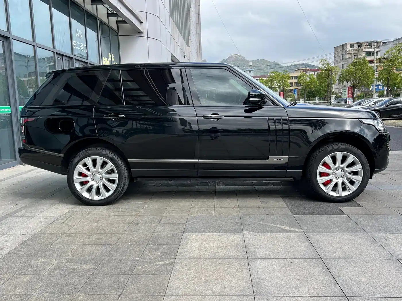 Land Rover Range Rover 2016 3.0 SC V6 Vogue SE Autobiography LWB фото 6