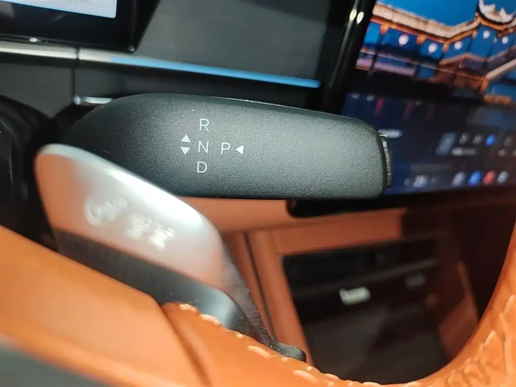 BYD Tang L 2025 DM 175KM Drone Player Edition фото 14