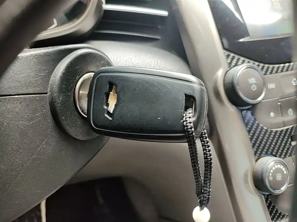 Chevrolet Malibu 2014 2.0L Automatic Luxury фото 8