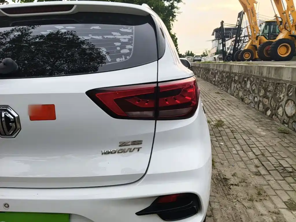 Фото 8 - MG ZS