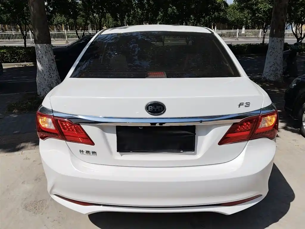 BYD F3 2020 1.5L Manual Premium Edition фото 6
