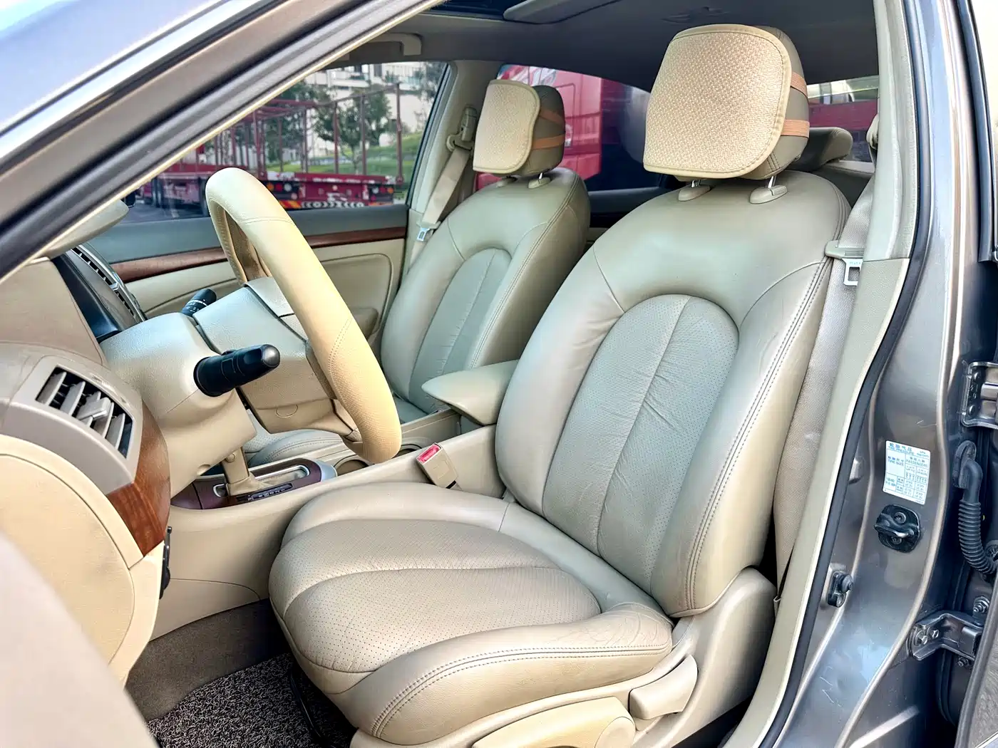 Nissan Sylphy 2010 2009 Model 1.6XL Automatic Luxury Sunroof Edition