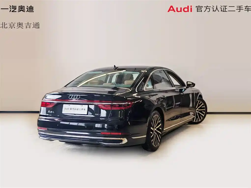 Audi A8 2025 A8L 50 TFSI quattro Exclusive Selection фото 25