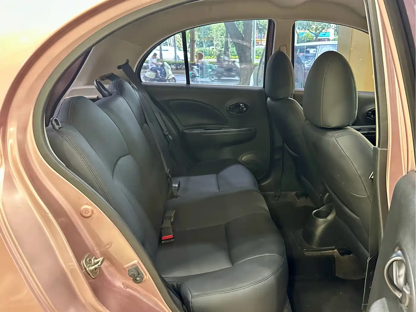 Nissan March 2015 2015 1.5L Manual Easy Shine