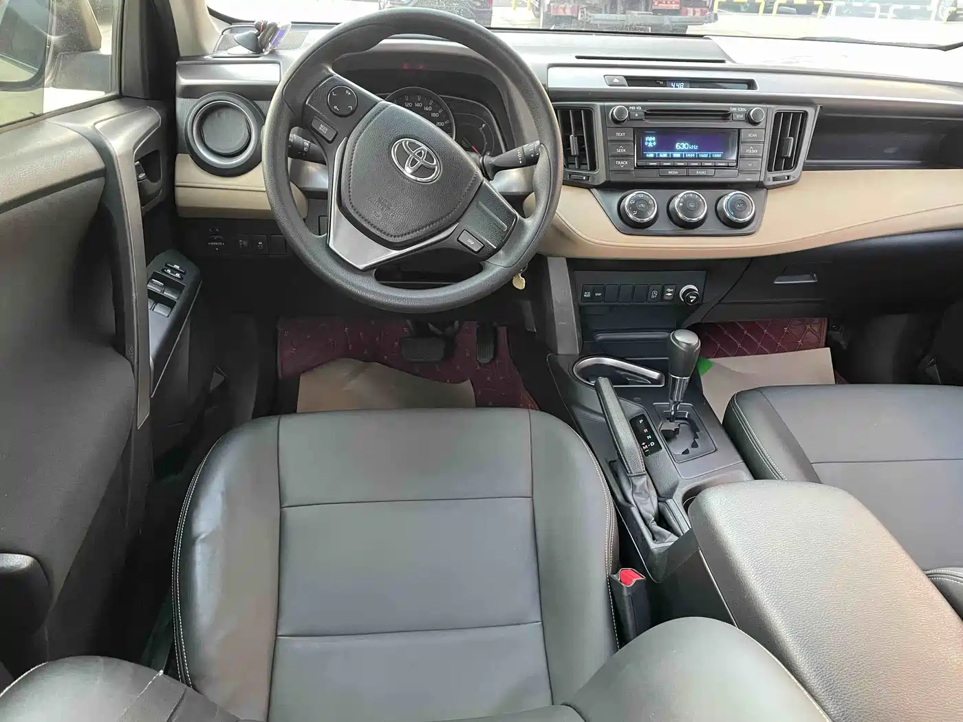 Toyota RAV4 Rongfang 2016 2.0L CVT 2WD Urban (China V) фото 11