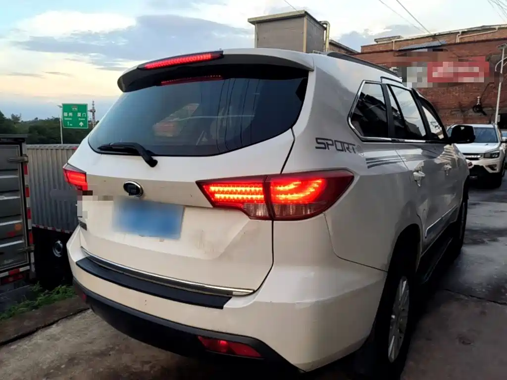 Foday Lanfu 2015 2015 1.9T Diesel 2WD Luxury 7-Seater