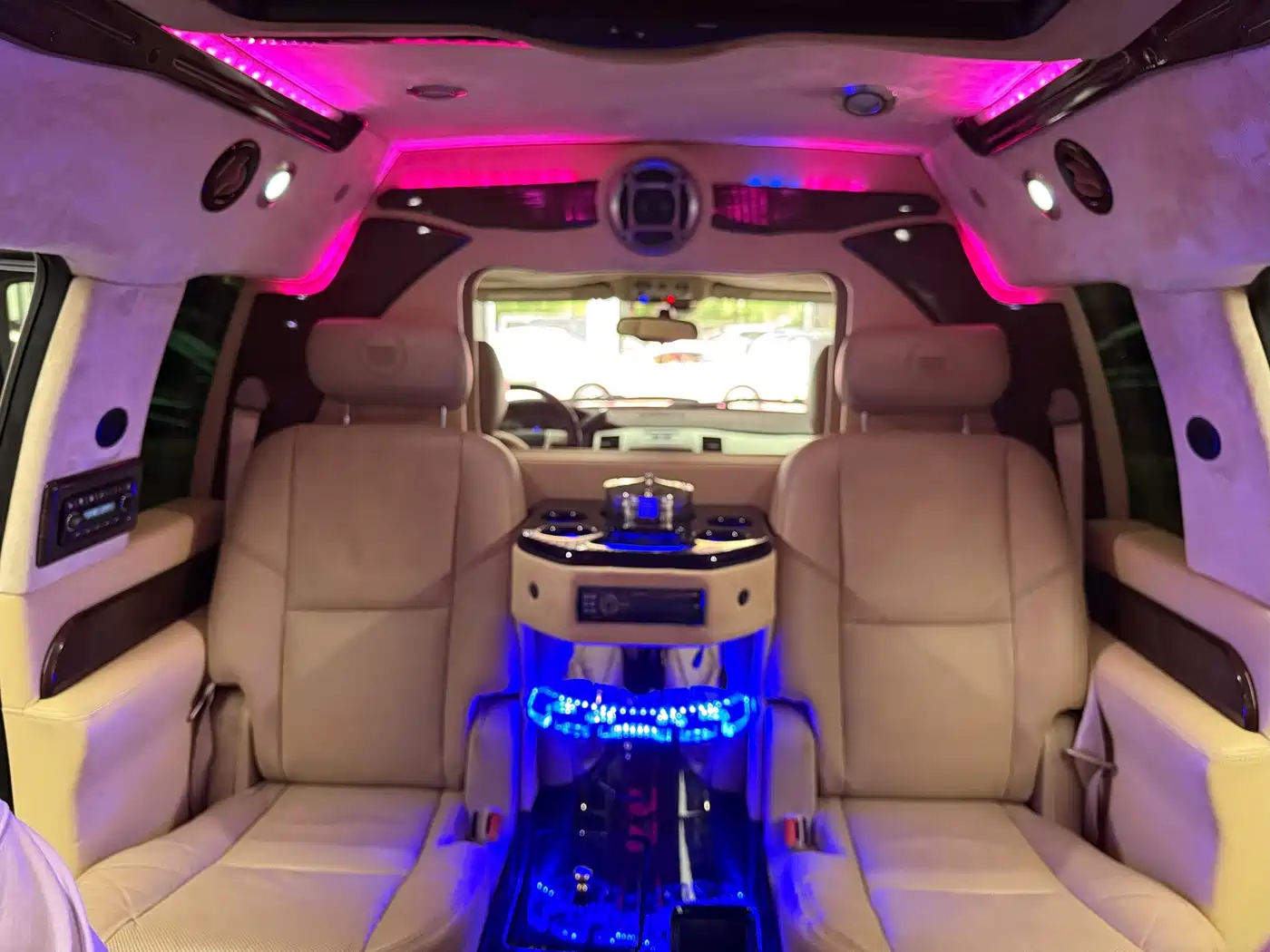 Cadillac Escalade 2010 2008 6.2 AWD