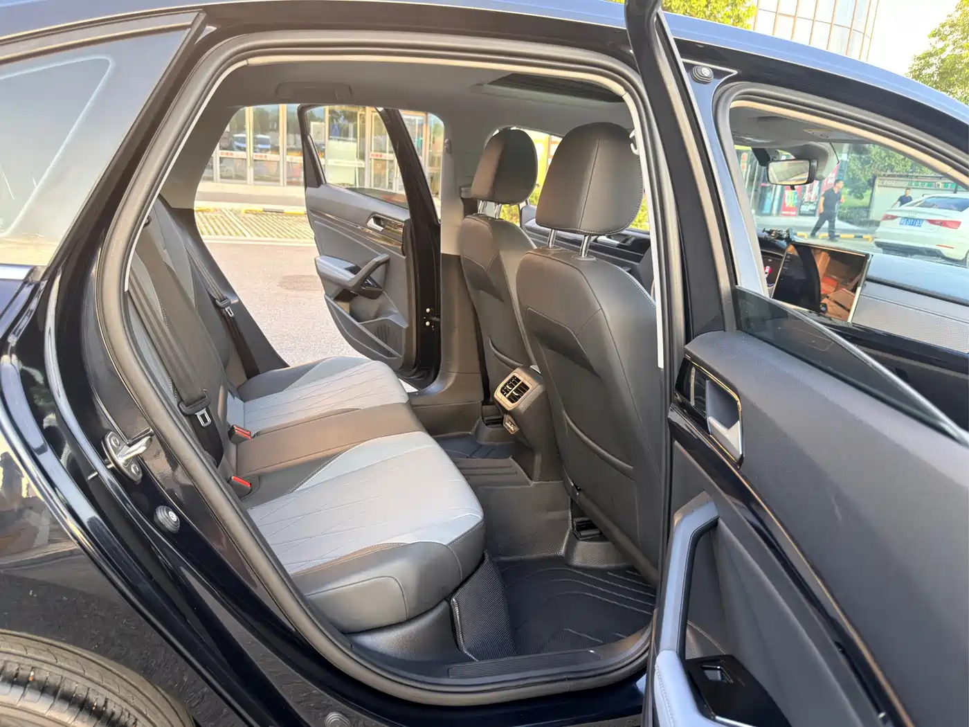 Volkswagen Lavida, миниатюра 16