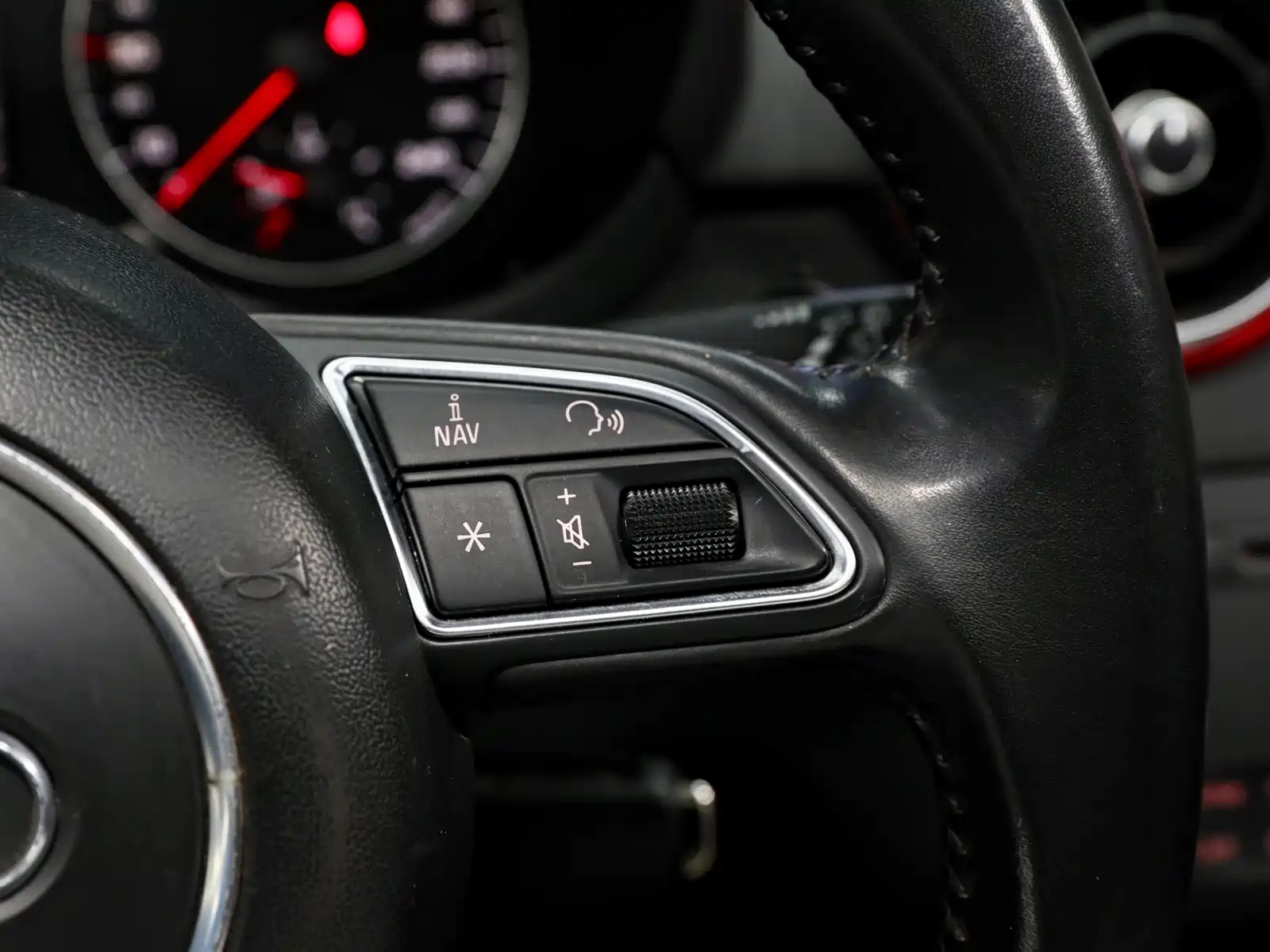 Фото 20 - Audi A1