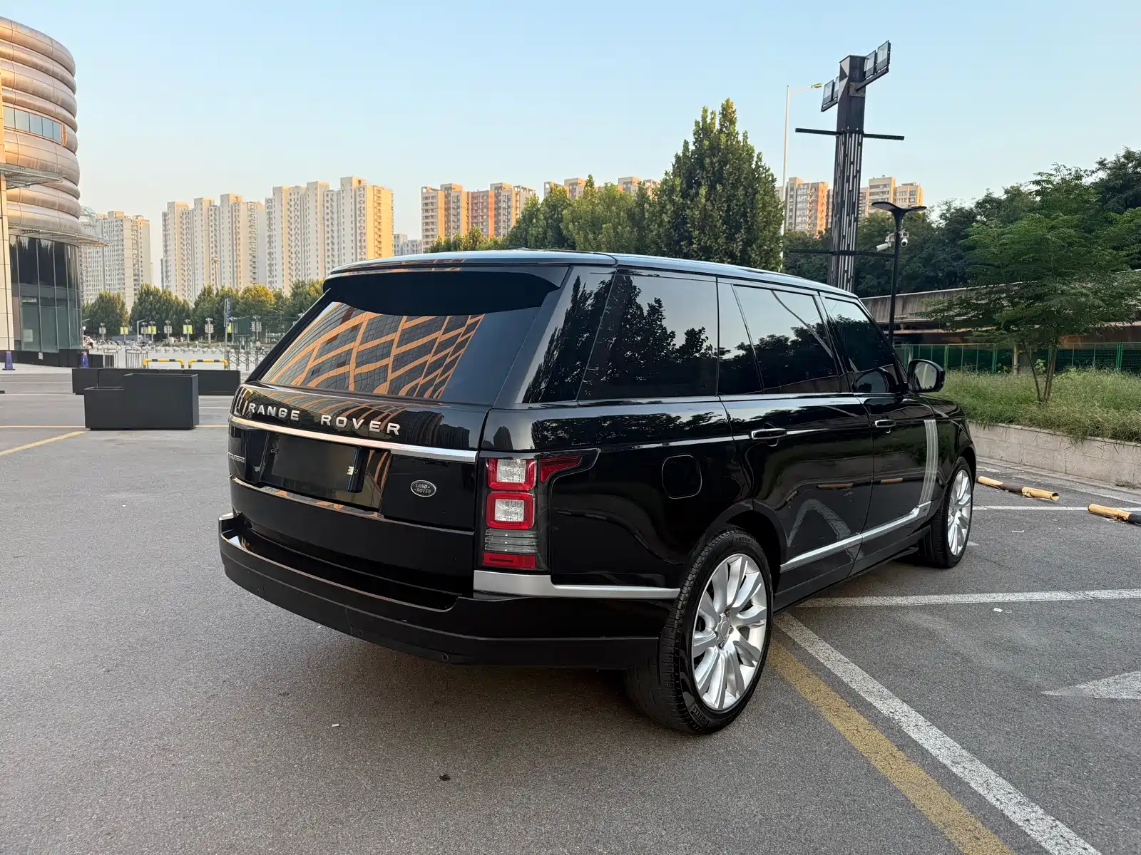 Фото 9 - Land Rover Range Rover