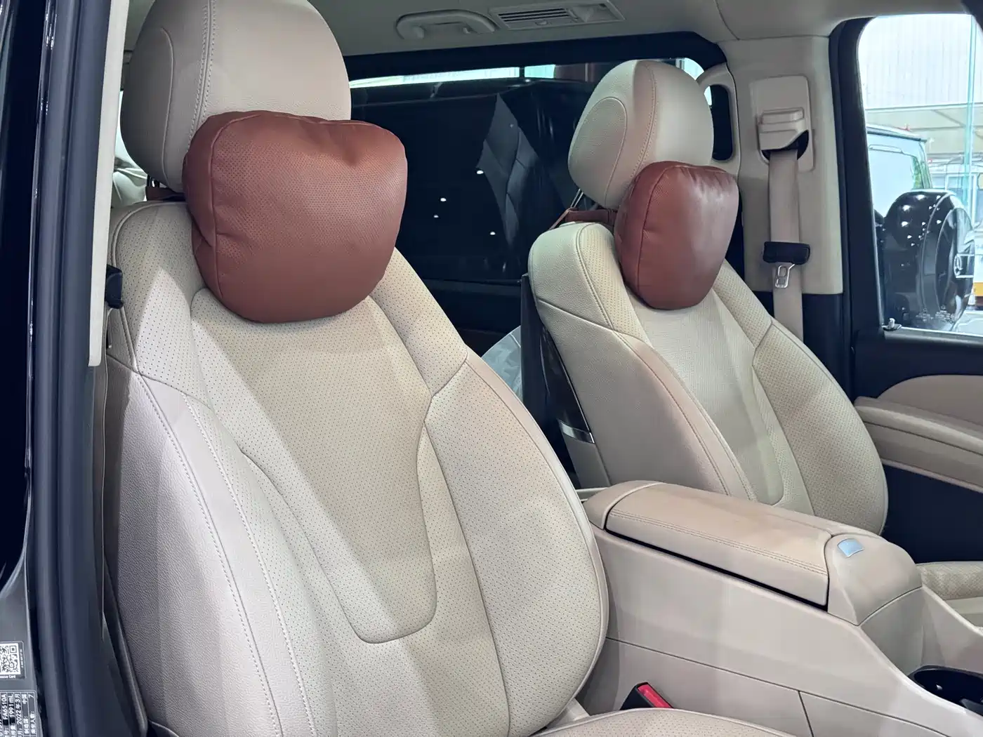 Mercedes-Benz V-Class 2022 V 260 Prestige Edition фото 28