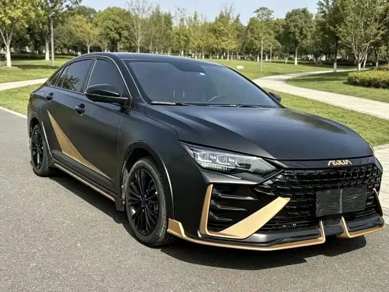 Dongfeng Aeolus Yixuan MAX 2022 2021 1.5T Dark Night Dawn Edition