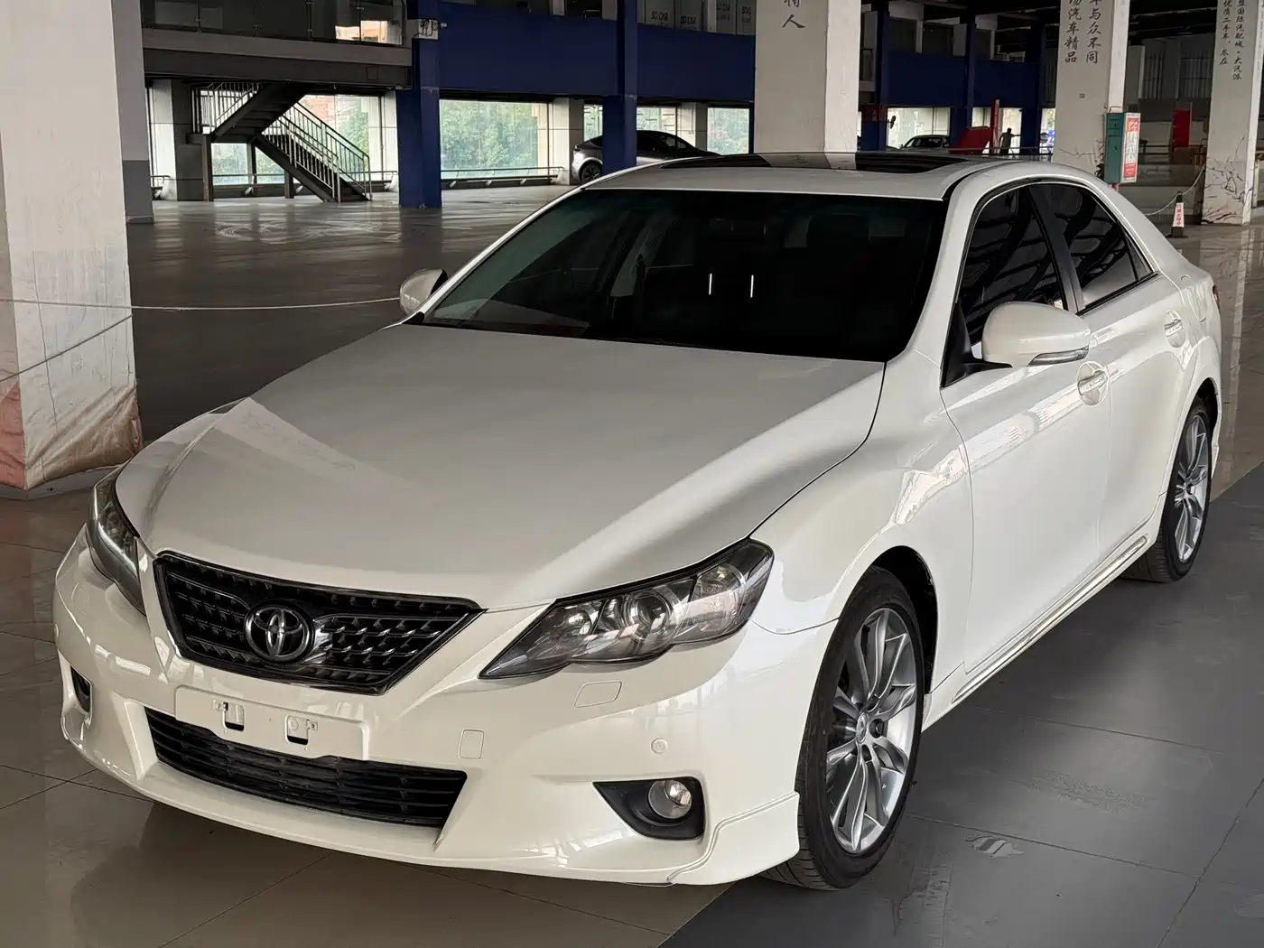 Toyota Reiz 2012 2.5V Grace Elite Styling Edition