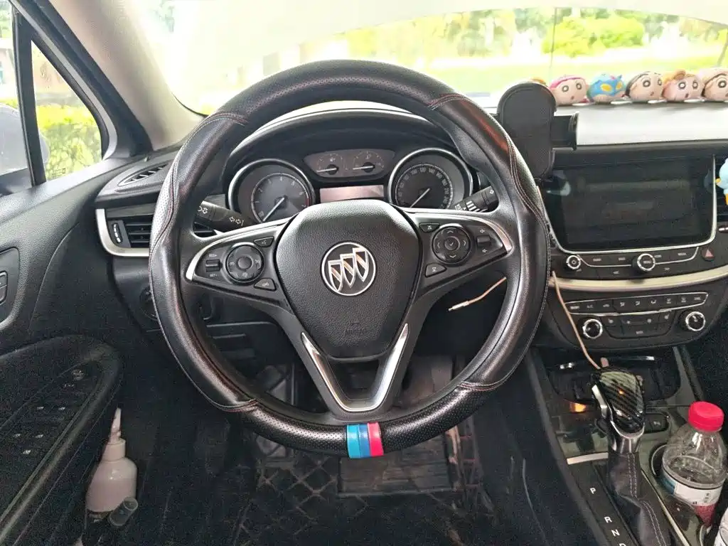 Photo 3 - Buick Verano