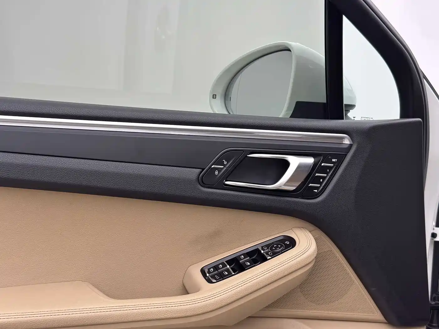 Porsche Macan 2018 Macan 2.0T фото 4