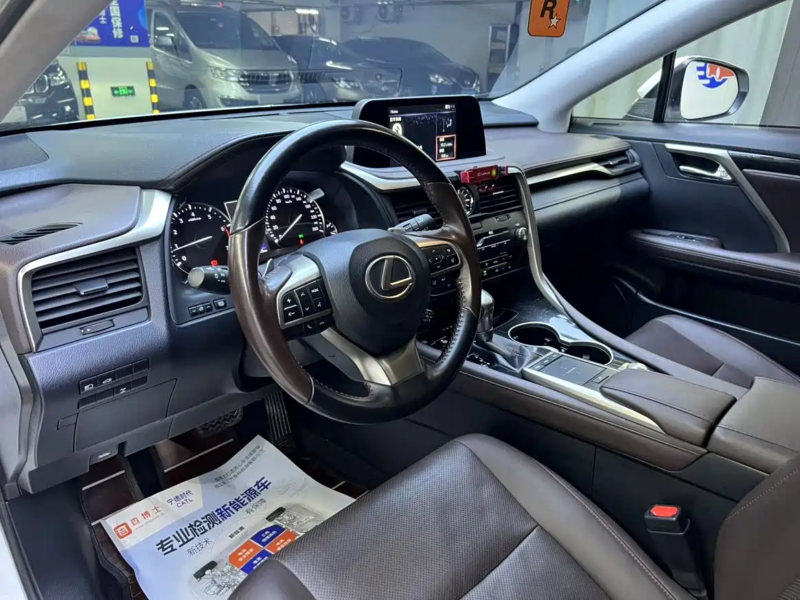 LEXUS RX